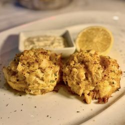 Maryland Style Lump Crab Cakes*