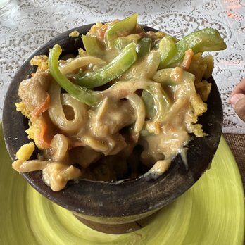 Boriken Restaurant - Mofongo con Pollo - Puerto Rican Near Me - Beaverton, Oregon