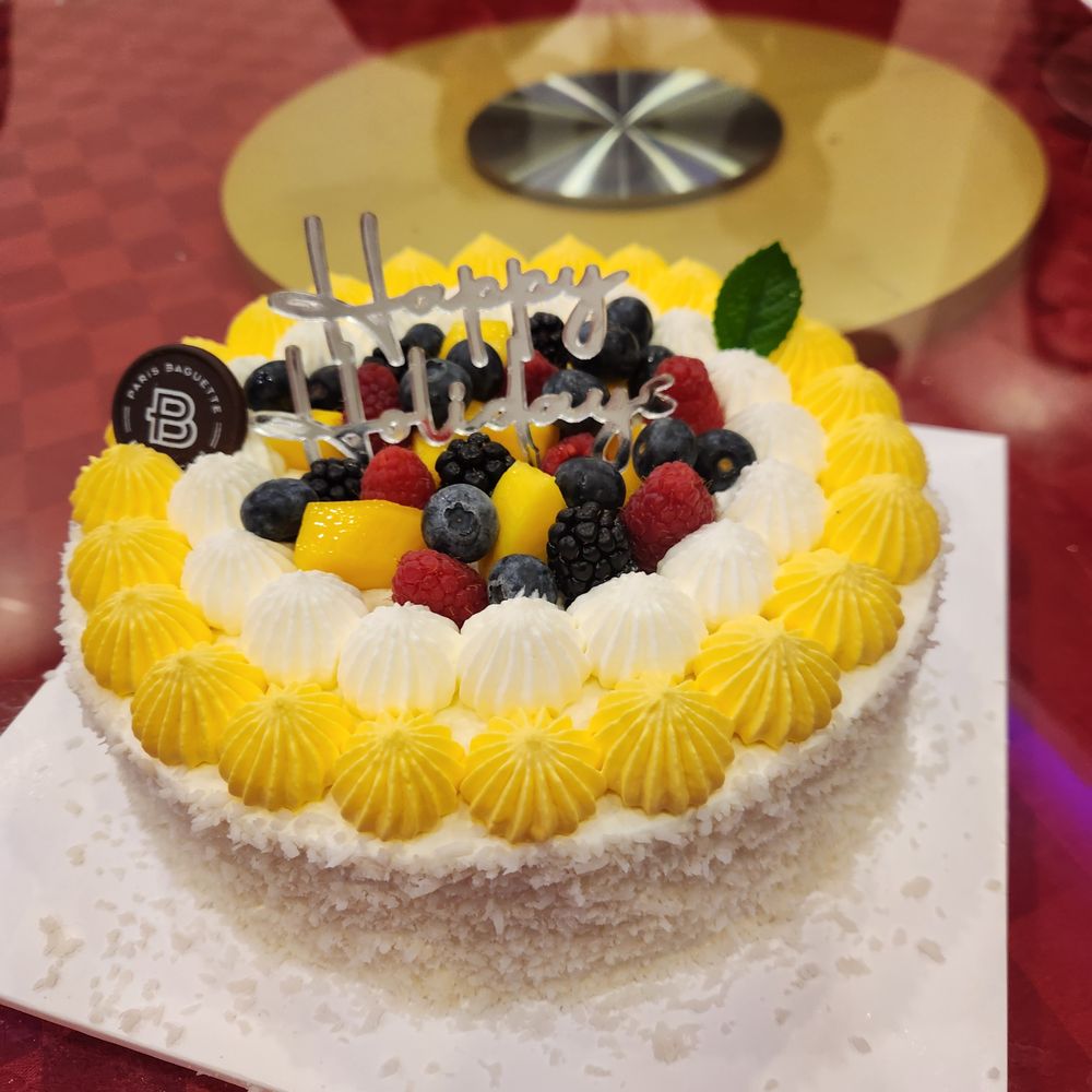Paris Baguette - Mango Coconut creme cake - Bakeries Near Me - Brooklyn, New York
