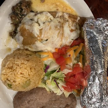 El Rancho Grande Restaurant - Chile Rellenó with a side of ride and refried beans approx $12 - Mexican Near Me - San Juan, Texas El Rancho Grande Restaurant - Chile Rellenó with a side of ride and refried beans approx $12 - Mexican Near Me - San Juan, Texas