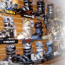 Moxie's Powder House Ski & Sports