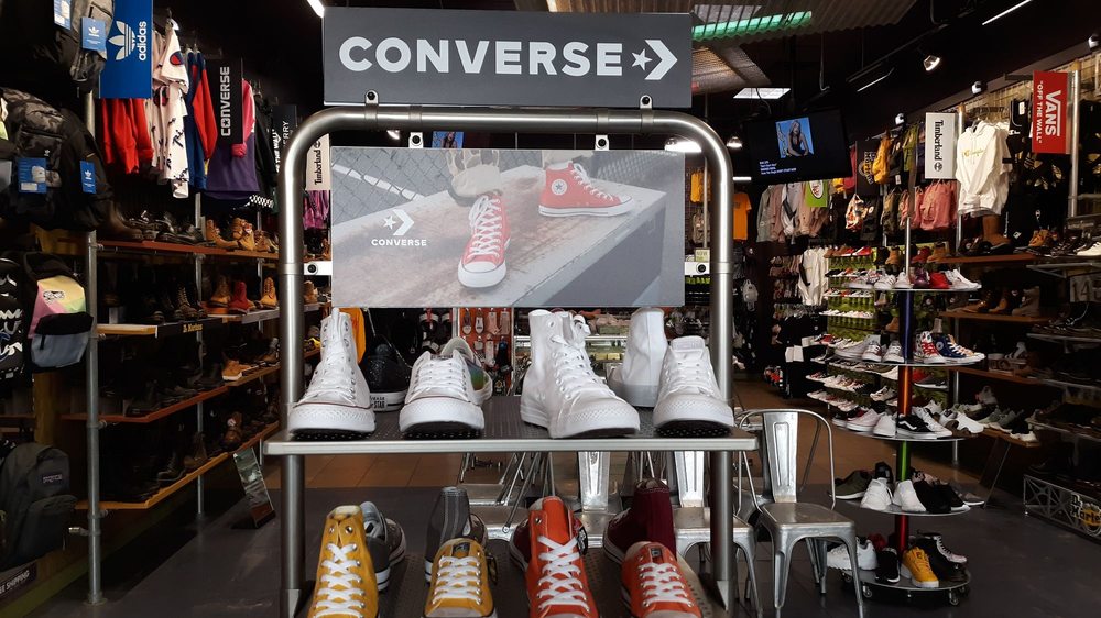 journeys shoe shop