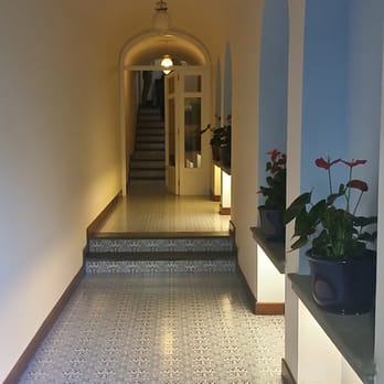 Hotel Mignon Meublè - Main entrance - Hotels Near Me - Sorrento, NA