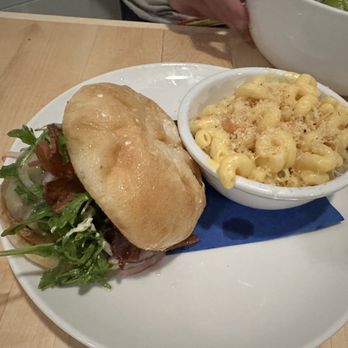 Seaworthy Kitchen & Bar - Bacon cheeseburger with a side of mac & cheese - Seafood Near Me - Carolina Beach, North Carolina