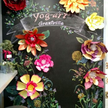 Yog-art - Chalkboard wall with colorful paper flowers - Juice Bars & Smoothies Near Me - San Diego, California Yog-art - Chalkboard wall with colorful paper flowers - Juice Bars & Smoothies Near Me - San Diego, California