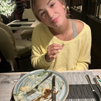 Jacksonville Inn - She didn't know she likes french cooking but she ate it all up. - Hotels Near Me - Jacksonville, Oregon Jacksonville Inn - She didn't know she likes french cooking but she ate it all up. - Hotels Near Me - Jacksonville, Oregon