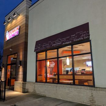 Dunkin' - 6am at Dunkin in Paducah - Coffee & Tea Near Me - Paducah, Kentucky Dunkin' - 6am at Dunkin in Paducah - Coffee & Tea Near Me - Paducah, Kentucky