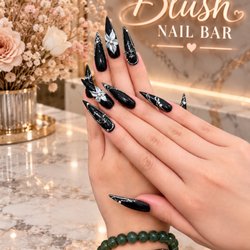 Blush Nail Bar - Kim