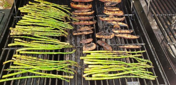 Photo of Galleria Market - Northridge, CA, US. Grilled Asparagus and Mushrooms !!