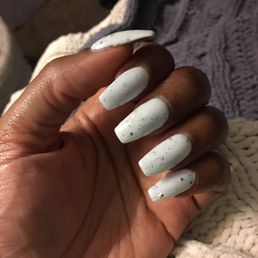 White glitter gel nails White glitter gel nails