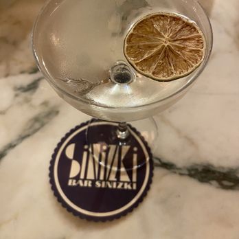 Bar Sinizki - The Perfect Vesper! - Bars Near Me - Los Angeles, California