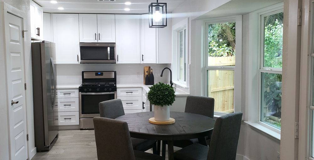 Slide of JD Valenz Construction