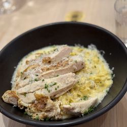Malfi - Tagiolini al burro with butter, parmesan and chives and added chicken
