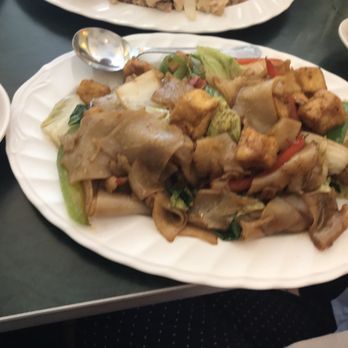 Thai Touch Kitchen - Pad Kee Mao (Drunken Noodles) - Thai Near Me - Pittsburgh, Pennsylvania