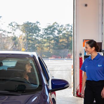 Valvoline Express Care - Oil Change Stations Near Me - STERLING, Illinois Valvoline Express Care - Oil Change Stations Near Me - STERLING, Illinois