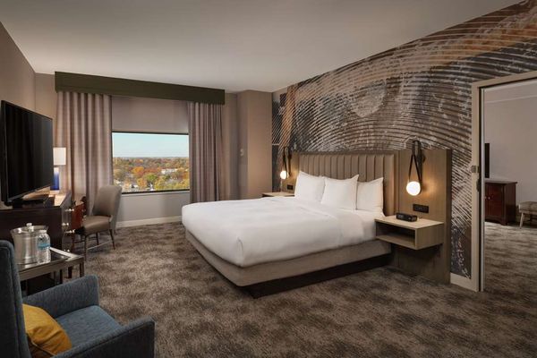 Hilton Lexington/Downtown by null