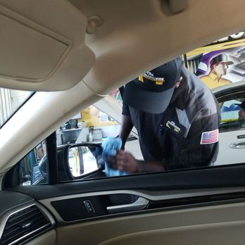 Oil Changers - They wipe down your windows - Oil Change Stations Near Me - Vallejo, California Oil Changers - They wipe down your windows - Oil Change Stations Near Me - Vallejo, California