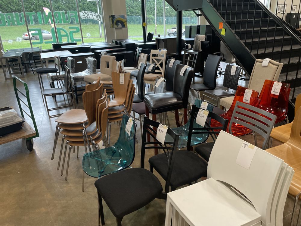 AFR FURNITURE CLEARANCE CENTER PENNSAUKEN Updated September 2024