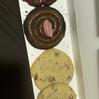 Crumbl - Clovis - Red velvet , dirt cookie and chocolate chip - Bakeries Near Me - Clovis, California