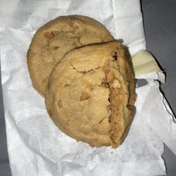 Fredos Deli - Inside peanut butter cookies