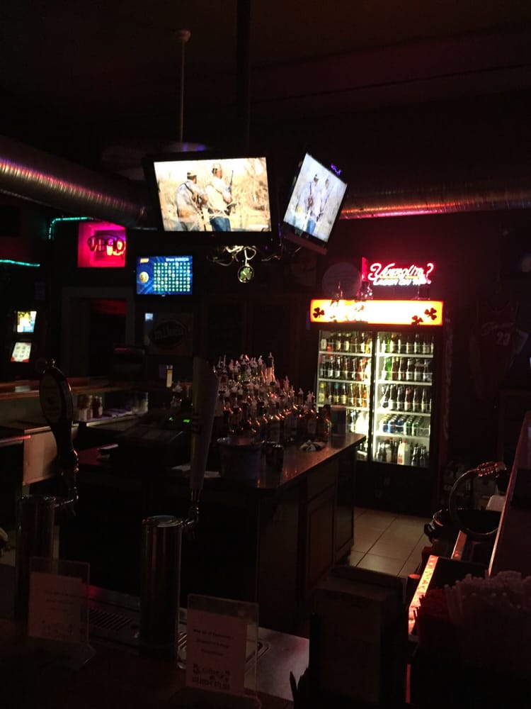 McGintys Irish Pub Logo