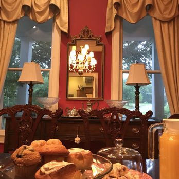 Somerset House Bed & Breakfast - Hotels Near Me - Talladega, Alabama Somerset House Bed & Breakfast - Hotels Near Me - Talladega, Alabama