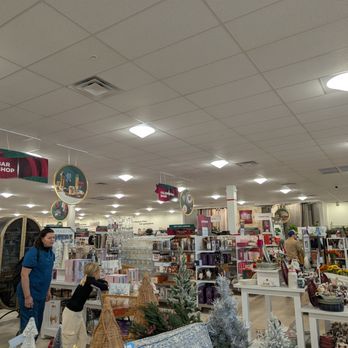 HomeGoods - Department Stores Near Me - Daly City, California