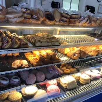 Bowie Bakery - Display case - Bakeries Near Me - El Paso, Texas