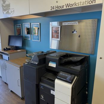 The UPS Store - 24hr work station - Shipping Centers Near Me - Oro Valley, Arizona The UPS Store - 24hr work station - Shipping Centers Near Me - Oro Valley, Arizona