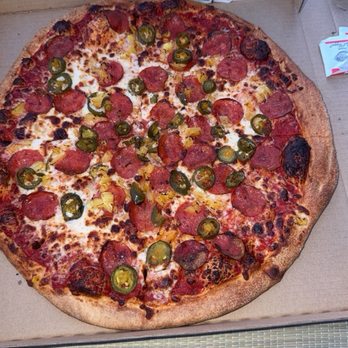 Koloa Pizza Kitchen + Bar - Pepperoni, pineapple, jalepeno build your own. - Pizza Near Me - Koloa, Hawaii Koloa Pizza Kitchen + Bar - Pepperoni, pineapple, jalepeno build your own. - Pizza Near Me - Koloa, Hawaii