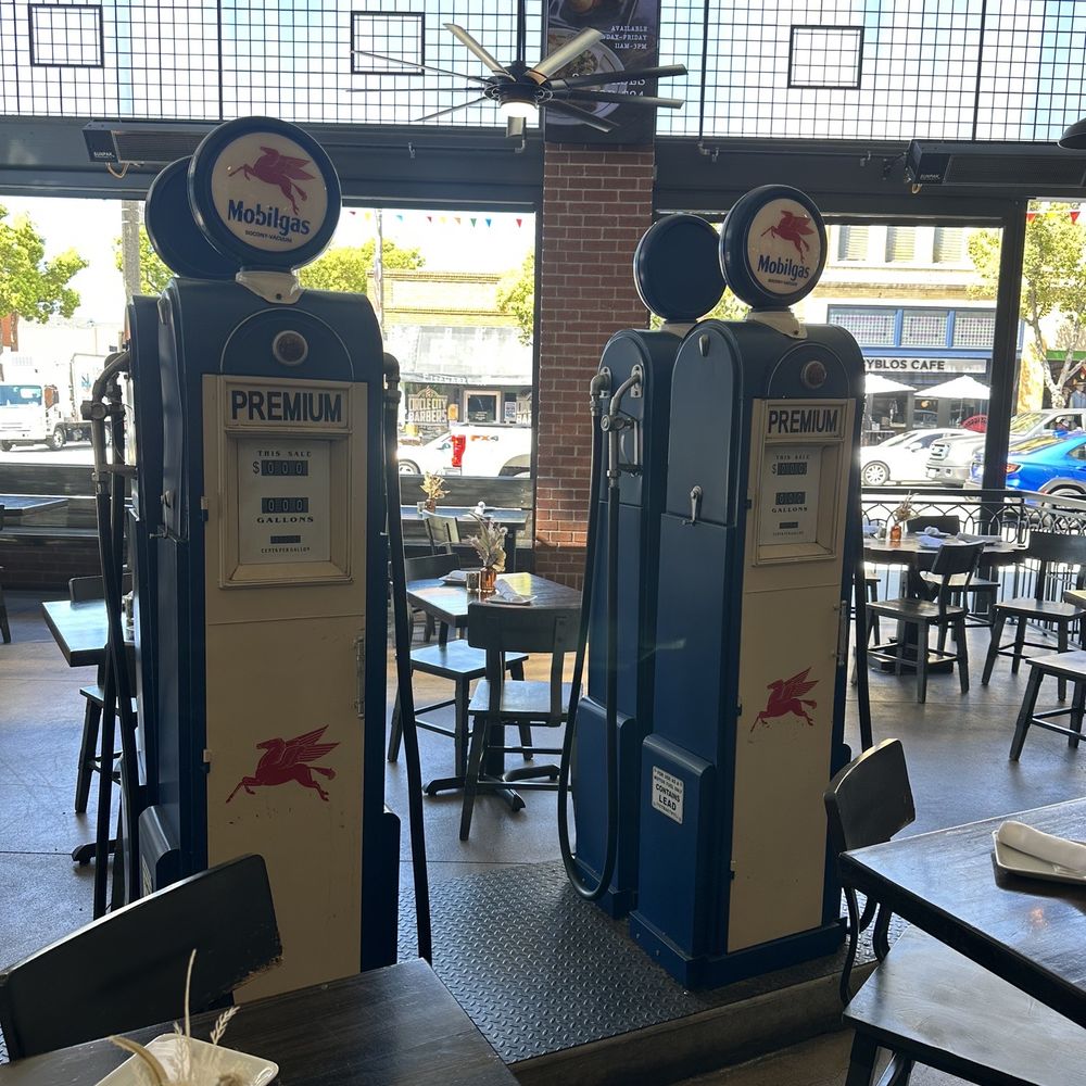 Bosscat Kitchen & Libations - Bars Near Me - Orange, California Bosscat Kitchen & Libations - Bars Near Me - Orange, California