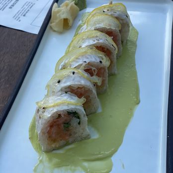 Sushi Bichi - Sakezo Roll - Sushi Bars Near Me - Miami Beach, Florida Sushi Bichi - Sakezo Roll - Sushi Bars Near Me - Miami Beach, Florida