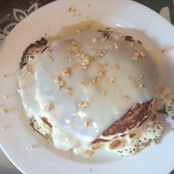 808 Grindz Cafe - Mac Nut Pancake - Cafes Near Me - Lahaina, Hawaii