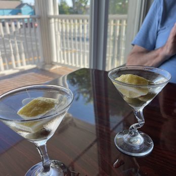 Peter's Steak House - Vodka martini - Steakhouses Near Me - Isleton, California Peter's Steak House - Vodka martini - Steakhouses Near Me - Isleton, California