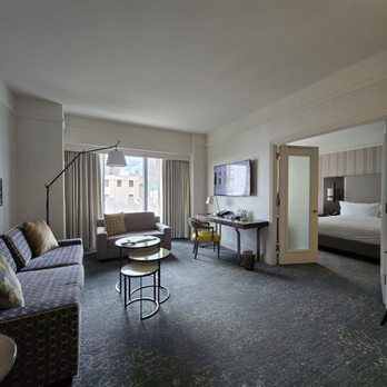 The Ritz-Carlton, Boston - Living room - Hotels Near Me - Boston, Massachusetts The Ritz-Carlton, Boston - Living room - Hotels Near Me - Boston, Massachusetts