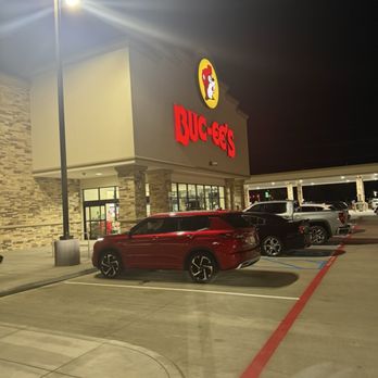Buc-ee’s - Gas Stations Near Me - Goodyear, Arizona