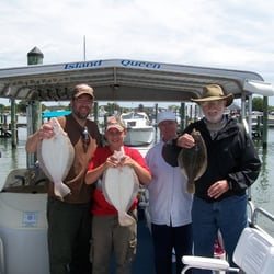 Island Queen Inland Charters - Folks from PA & VA with some nice Flounder