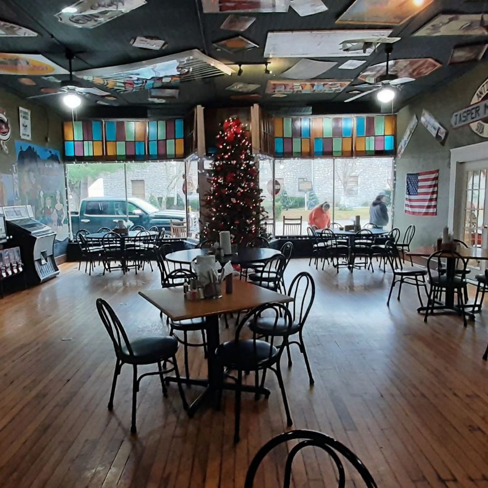 Ozark Cafe - History here folks! TIP THE STAFF! - American Near Me - Jasper, Arkansas