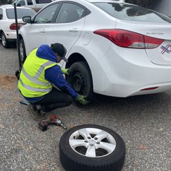 Essential Mobile Tire Service - Snow tires. Tire repair.