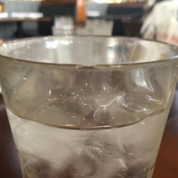 Gladstone's - Chipped Cups (note: my water cup came with a small crack and kept leaking) - Seafood Near Me - Long Beach, California Gladstone's - Chipped Cups (note: my water cup came with a small crack and kept leaking) - Seafood Near Me - Long Beach, California