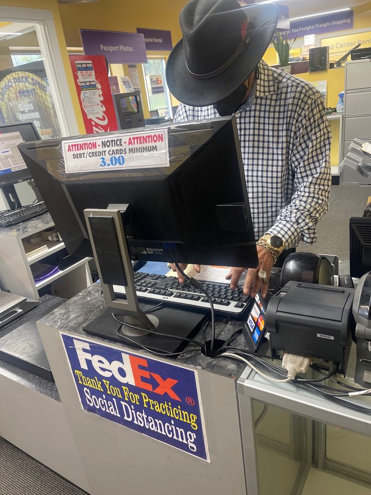 PACK SHIP N PRINT CENTER Updated August 2024 9750 Apollo Dr, Largo