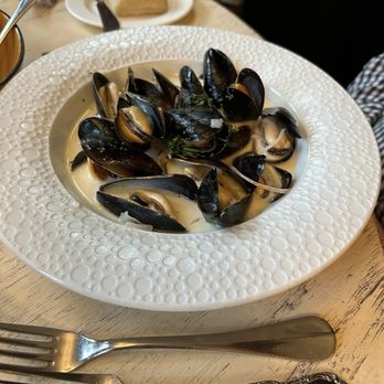 Bistro Cacao - Mussels appetizer - French Near Me - Washington, DC, District of Columbia Bistro Cacao - Mussels appetizer - French Near Me - Washington, DC, District of Columbia