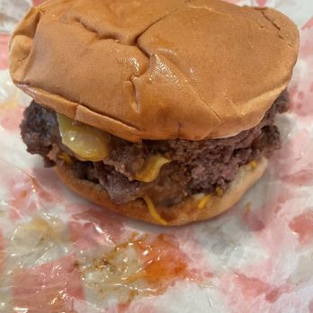 Lovie’s - Chipotle orchard burger - Food Trucks Near Me