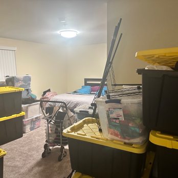 Osmon Moving & Storage - My clothing bins and my adjustable bed & frame was taken down and put back up right in the master bedroom - Movers Near Me - Los Angeles, California