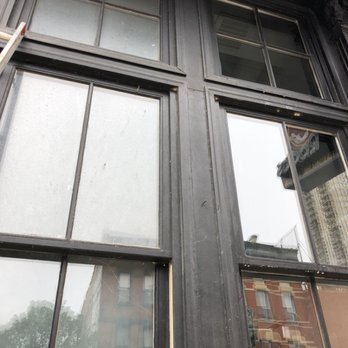 Clean View Window Cleaning - Window Washing Near Me - Winchester, Illinois Clean View Window Cleaning - Window Washing Near Me - Winchester, Illinois