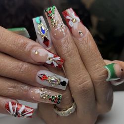 Arenas Nails Salon & Supply
