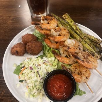 Ro's Grille - Grilled Shrimp with Asparagus, Hush Puppies and slaw - Seafood Near Me - Athens, Alabama Ro's Grille - Grilled Shrimp with Asparagus, Hush Puppies and slaw - Seafood Near Me - Athens, Alabama