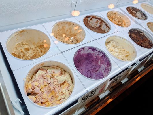 Jeni's Splendid Ice Creams by null