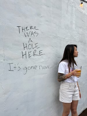 The Hole in the Wall by null