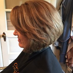 Deer Creek Hair Studio an Organic Salon - Organic highlights on an layered angled bob haircut.